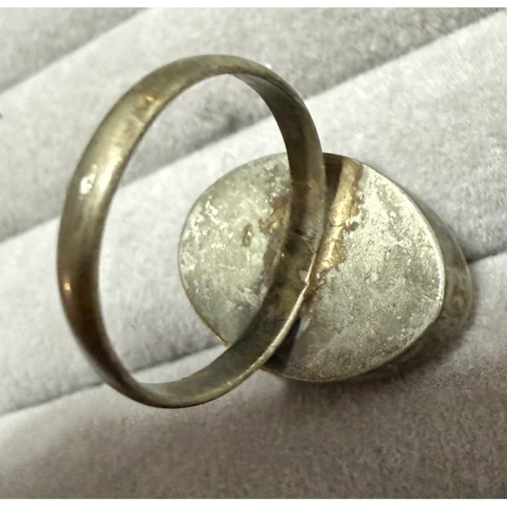 Antique Tibetan Tribal Metal Jewelry Ring with Multi Stone Inlay 7.5 7 1/2 - Picture 5 of 7